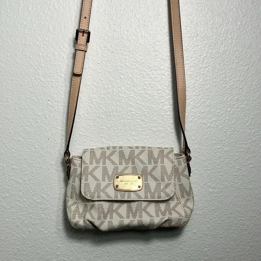 Michael Kors Small Crossbody Purse small mink bag‎ travel concert cellphone